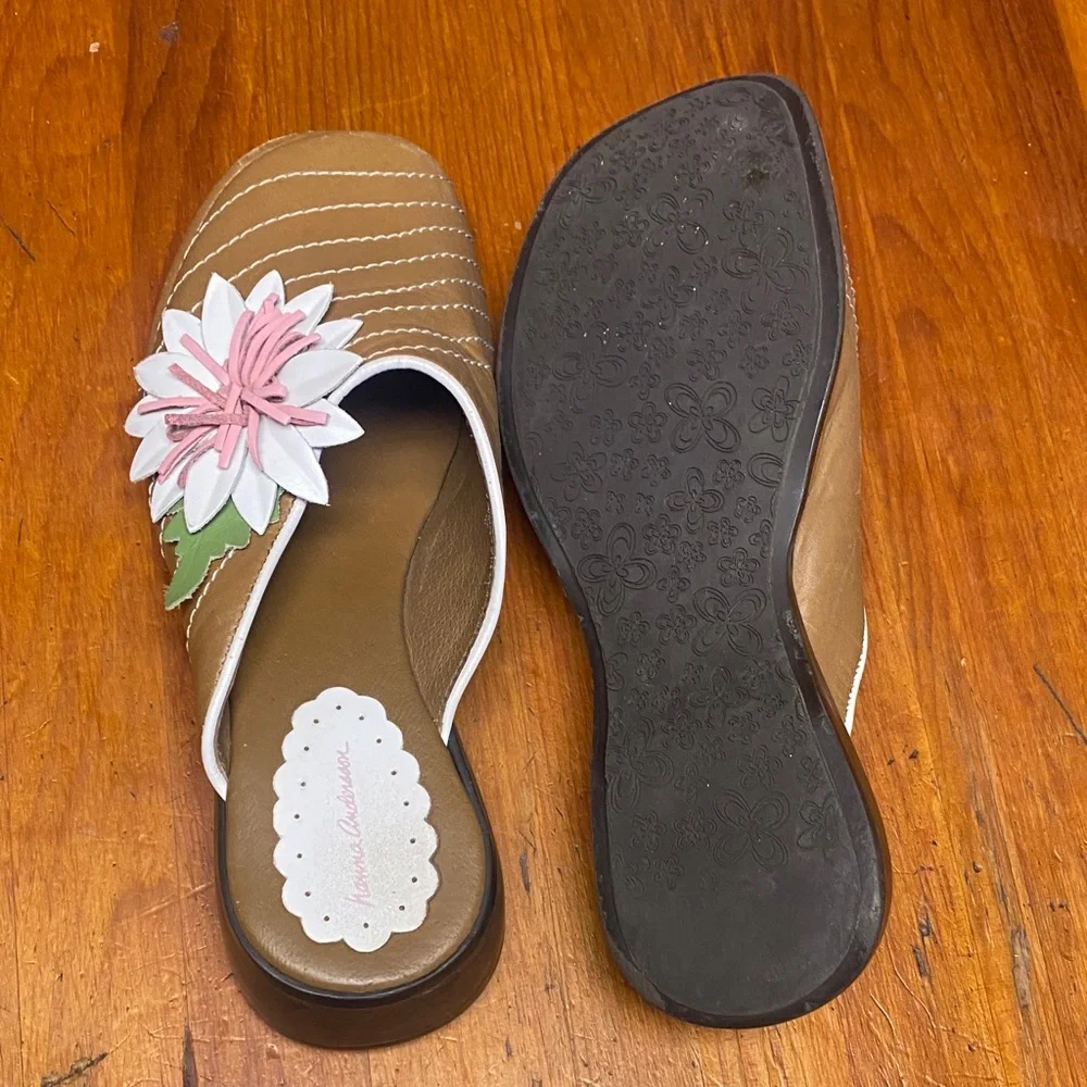 Hanna Andersson Brown Leather Flower Slip-On Sandals with Pink & White Accents